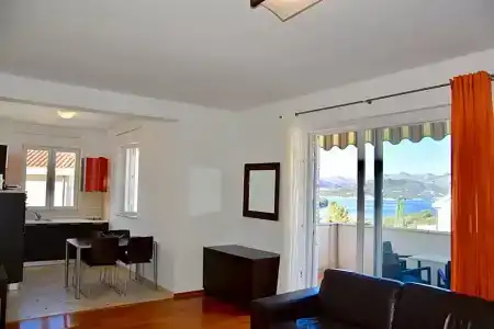 Pervanovo with Free Parking - 299