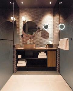The Hide Flims - 21