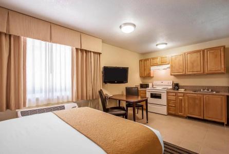 Quality Inn & Suites Vancouver - 19