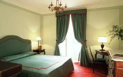 Grand Majestic - 90