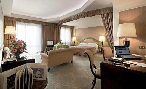 Grand Excelsior's - 172