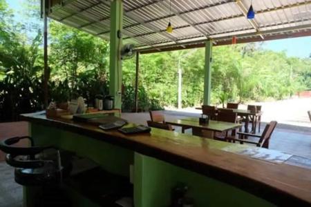 Khaosok Bamboo Huts Resort - 12