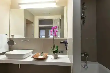 Ansen and Suites - 32