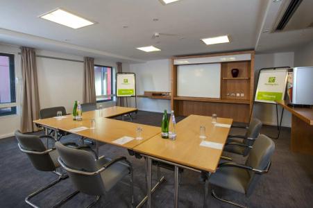 Holiday Inn London West, An Ihg - 8