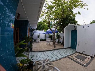 Adroit Beach Inn - 18
