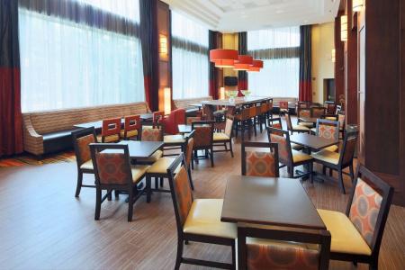 Hampton Inn & Suites Crystal City Dca - 24