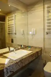 Golden Tulip Varna - 77