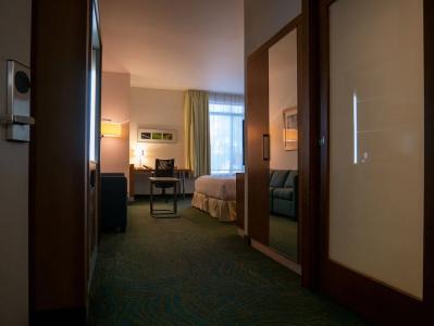 SpringHill Suites by Marriott Las Vegas North Speedway - 40
