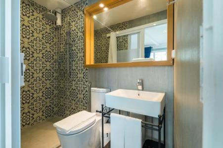 White Ivory Bed And Breakfast - 62