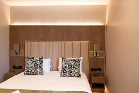 Merit Kensington - 118