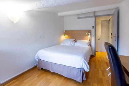 Hôtel Edmond Rostand - 40