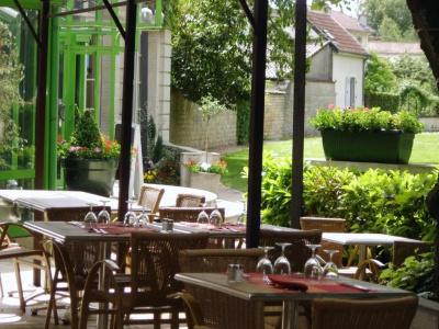 Hôtel Restaurant Du Parc de la Colombière - 12