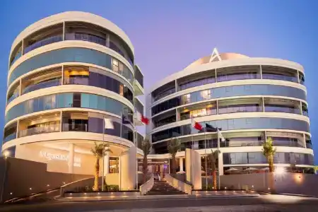 Majestic Arjaan by Rotana – - 0