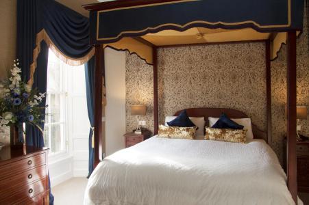 Royal Scots Club - 14