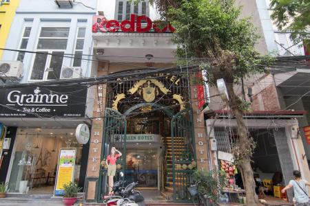 RedDoorz near Lotte Center Hanoi - 0
