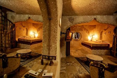 Oread Cave Suites - 223
