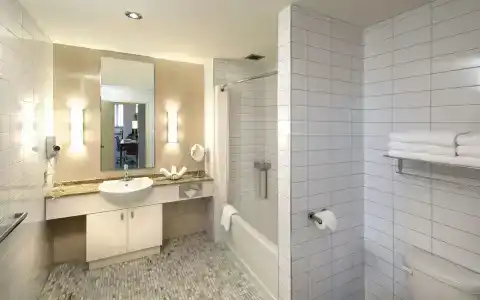 Le Square Phillips Hôtel & Suites - 7
