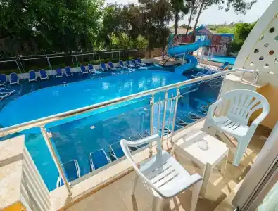 Aperion Beach - 10