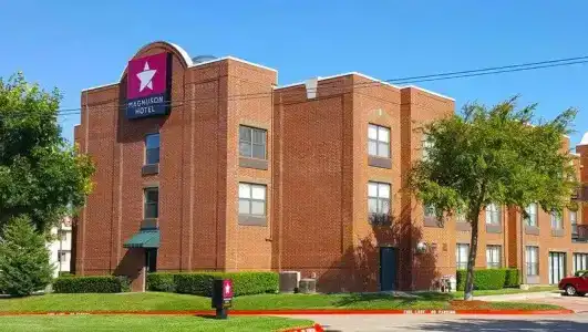 SureStay Plus by Best Western - 34