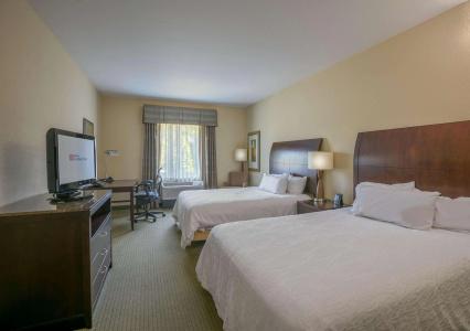 Hilton Garden Inn - 3