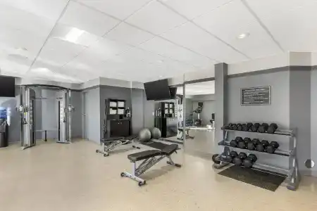 Best Western Plus - 25