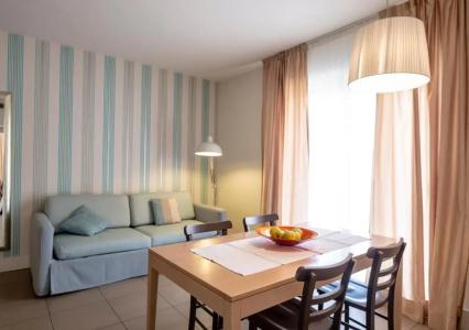 Le Rose Suite - 164