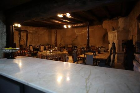 Holiday Cave - 23