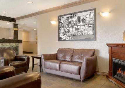 Quality Inn & Suites - 13