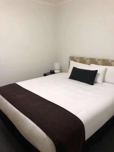 Best Western Cattle City Motor Inn - 37
