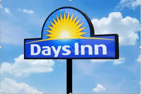 Super 8 By Wyndham/i-10 s Tx - 28