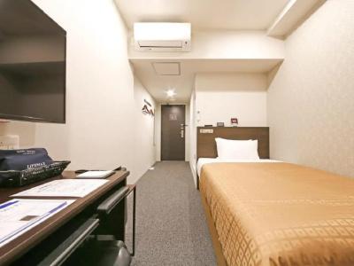 Livemax Chiba Chuo-Ekimae - 6