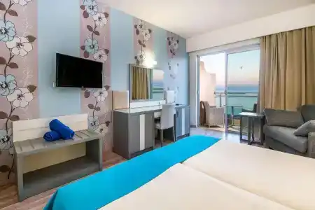 Pegasos Deluxe Beach - 41