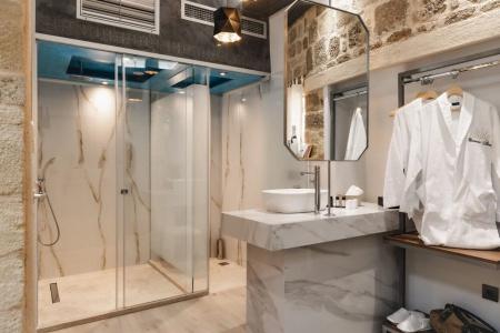 Chateau Anax Boutique - 8