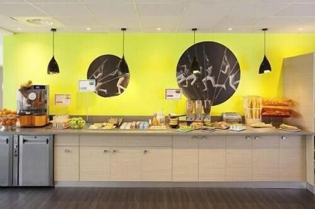 ibis Styles Beaune Centre - 12