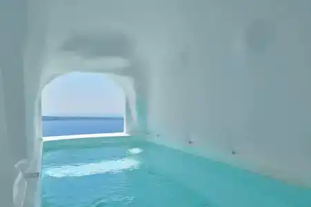 Charisma Suites - 11