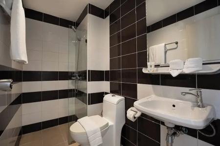 Studio Patong by iCheck inn - 69