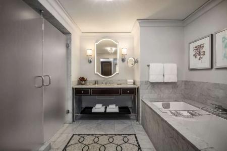 Waldorf Astoria Chicago - 48