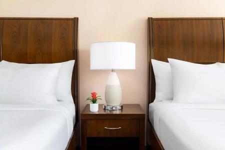 Hilton Garden Inn / The Keys Collection - 43