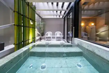 Courtyard by Marriott Osaka Honmachi - 21