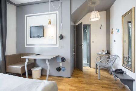 Sophie's Hostel - 116