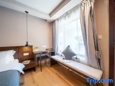 Littlehotel - 69