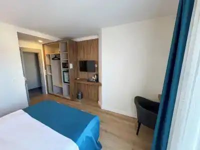 Premier Inn City - 42