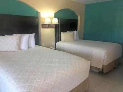 Pinn Road Inn and Suites Lackland AFB and Seaworld - 24