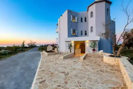 Pinelopi Beach Suites - 70