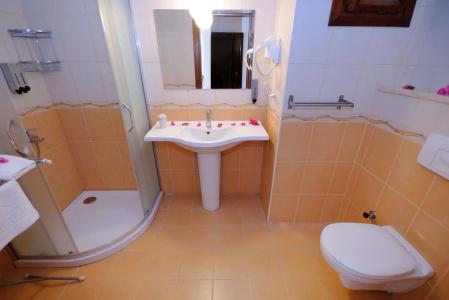 Fora Apart - 5