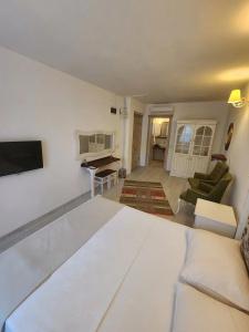 Tarcin Alacati - 47
