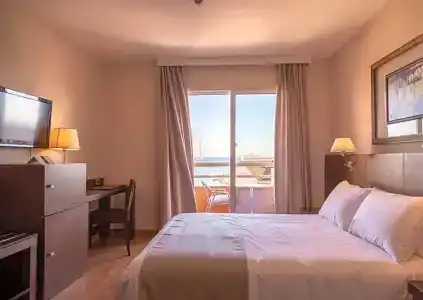 Cristina - 50