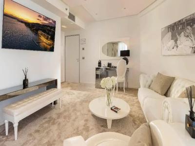 Luxury Amabilis - 103
