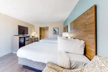 Carolinian Beach - 478