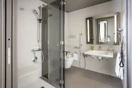 8Piuhotel - 6